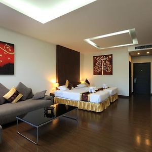 Grand Superior Room